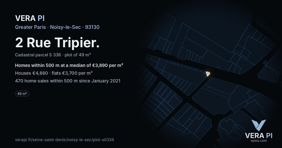 2 Rue Tripier, Noisy-le-Sec at night – the plot lit, the parcels around coloured by the prices near them