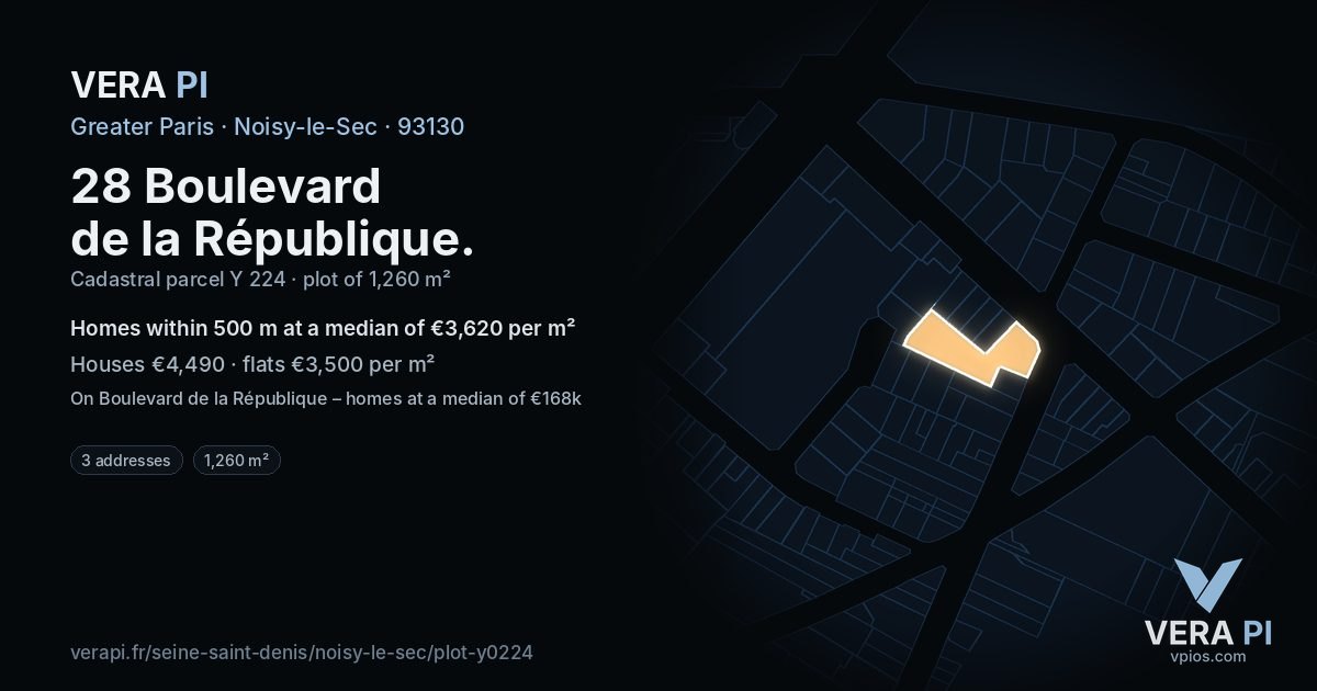 28 Boulevard de la République, Noisy-le-Sec at night – the plot lit, the parcels around coloured by the prices near them