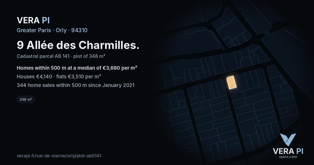 9 Allée des Charmilles, Orly at night – the plot lit, the parcels around coloured by the prices near them