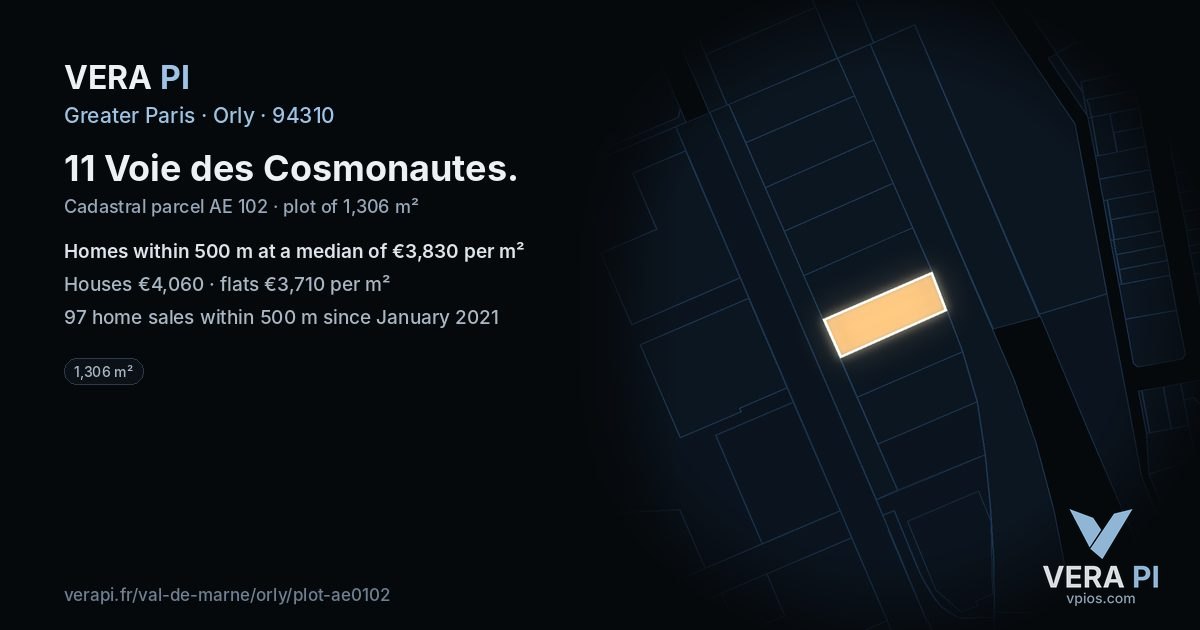 11 Voie des Cosmonautes, Orly at night – the plot lit, the parcels around coloured by the prices near them