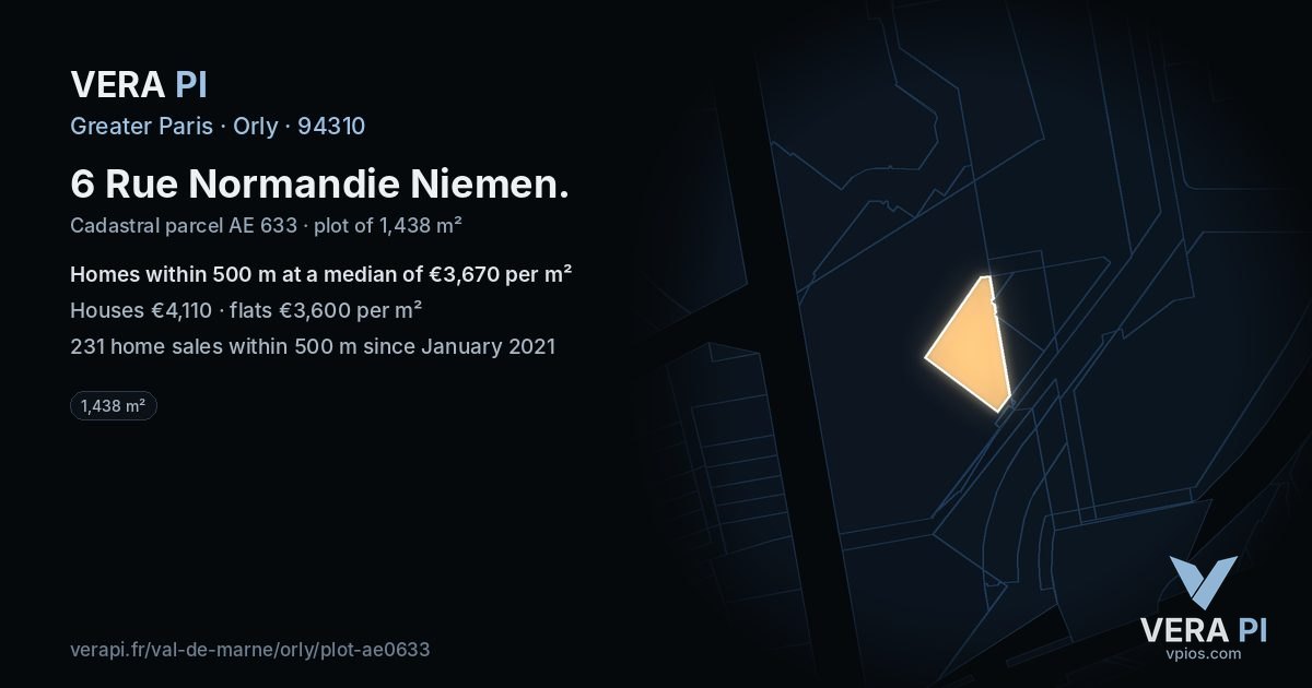 6 Rue Normandie Niemen, Orly at night – the plot lit, the parcels around coloured by the prices near them