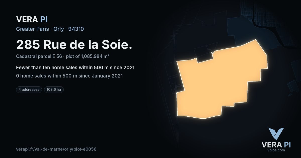 285 Rue de la Soie, Orly at night – the plot lit, the parcels around coloured by the prices near them