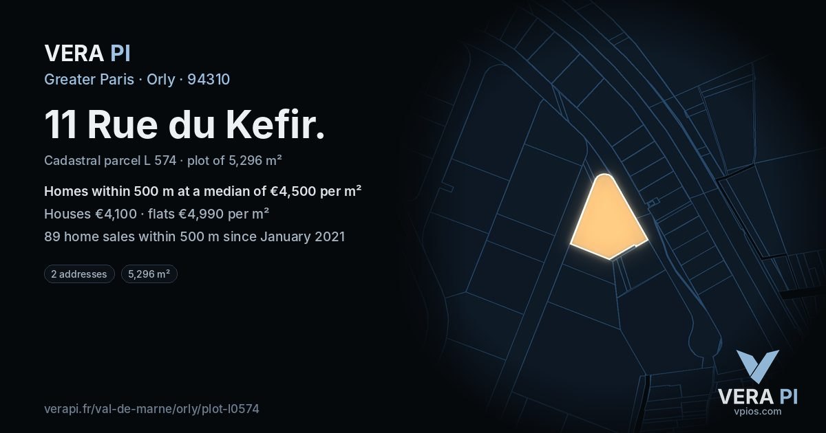 11 Rue du Kefir, Orly at night – the plot lit, the parcels around coloured by the prices near them