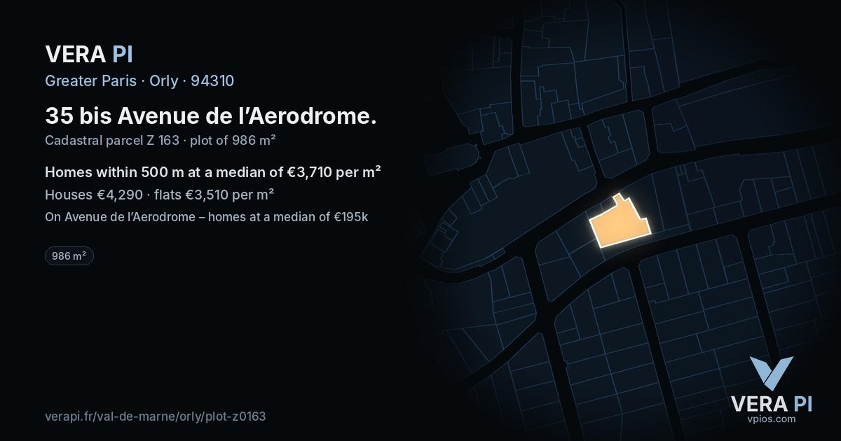 35 bis Avenue de l’Aerodrome, Orly at night – the plot lit, the parcels around coloured by the prices near them