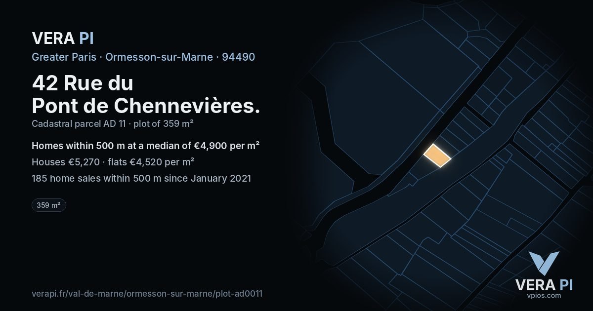 42 Rue du Pont de Chennevières, Ormesson-sur-Marne at night – the plot lit, the parcels around coloured by the prices near them