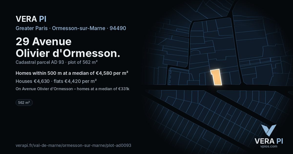 29 Avenue Olivier d'Ormesson, Ormesson-sur-Marne at night – the plot lit, the parcels around coloured by the prices near them