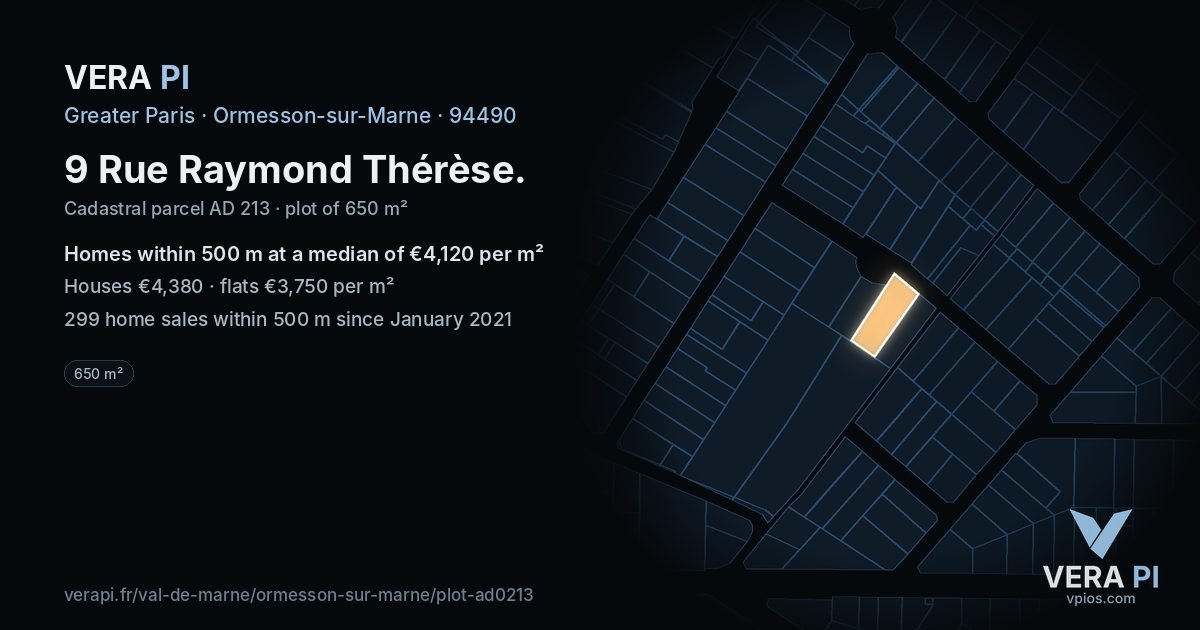 9 Rue Raymond Thérèse, Ormesson-sur-Marne at night – the plot lit, the parcels around coloured by the prices near them