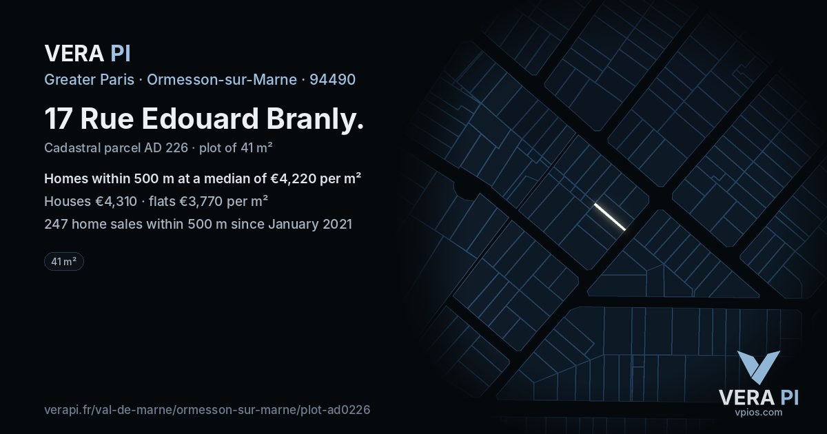 17 Rue Edouard Branly, Ormesson-sur-Marne at night – the plot lit, the parcels around coloured by the prices near them