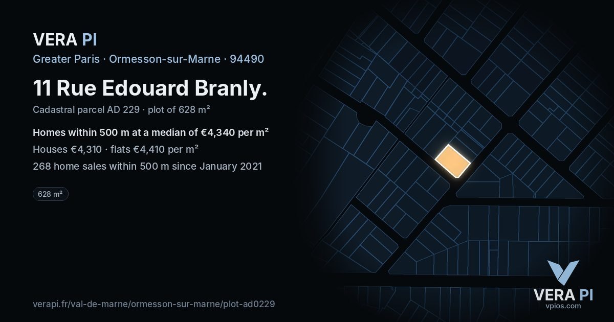 11 Rue Edouard Branly, Ormesson-sur-Marne at night – the plot lit, the parcels around coloured by the prices near them