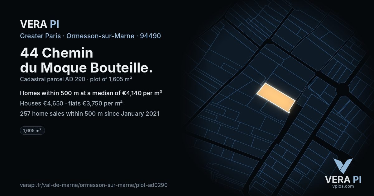 44 Chemin du Moque Bouteille, Ormesson-sur-Marne at night – the plot lit, the parcels around coloured by the prices near them