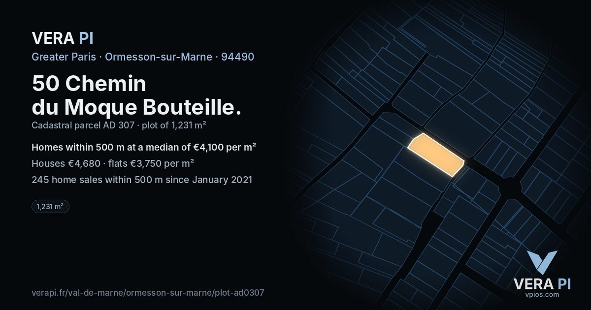 50 Chemin du Moque Bouteille, Ormesson-sur-Marne at night – the plot lit, the parcels around coloured by the prices near them