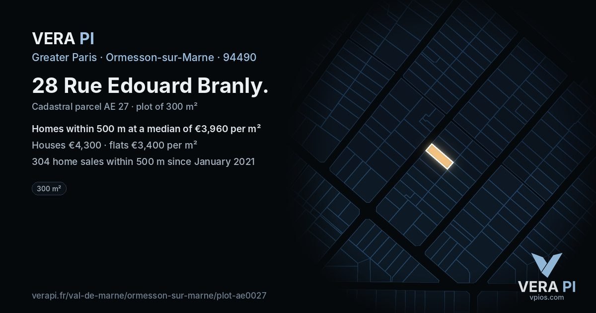 28 Rue Edouard Branly, Ormesson-sur-Marne at night – the plot lit, the parcels around coloured by the prices near them