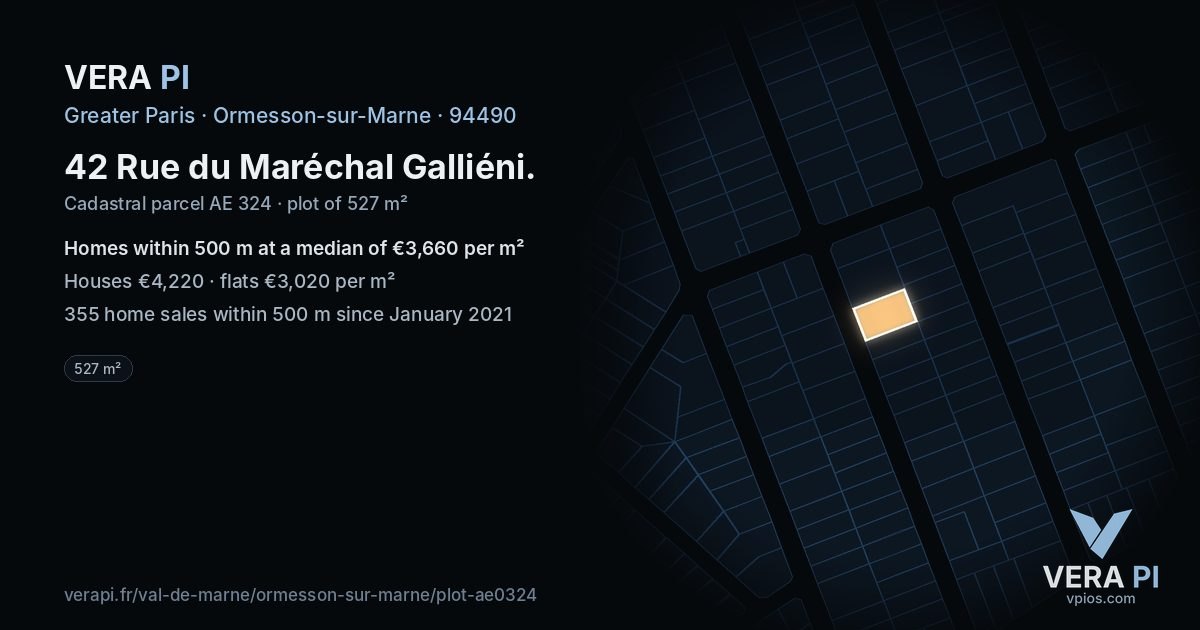 42 Rue du Maréchal Galliéni, Ormesson-sur-Marne at night – the plot lit, the parcels around coloured by the prices near them