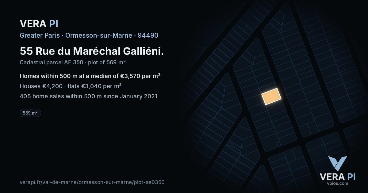 55 Rue du Maréchal Galliéni, Ormesson-sur-Marne at night – the plot lit, the parcels around coloured by the prices near them