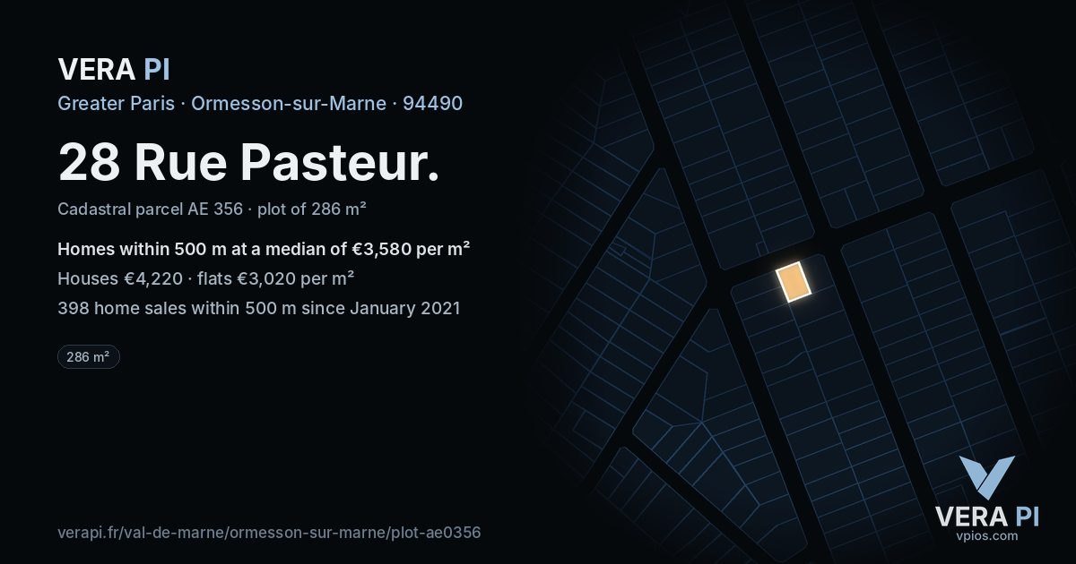 28 Rue Pasteur, Ormesson-sur-Marne at night – the plot lit, the parcels around coloured by the prices near them