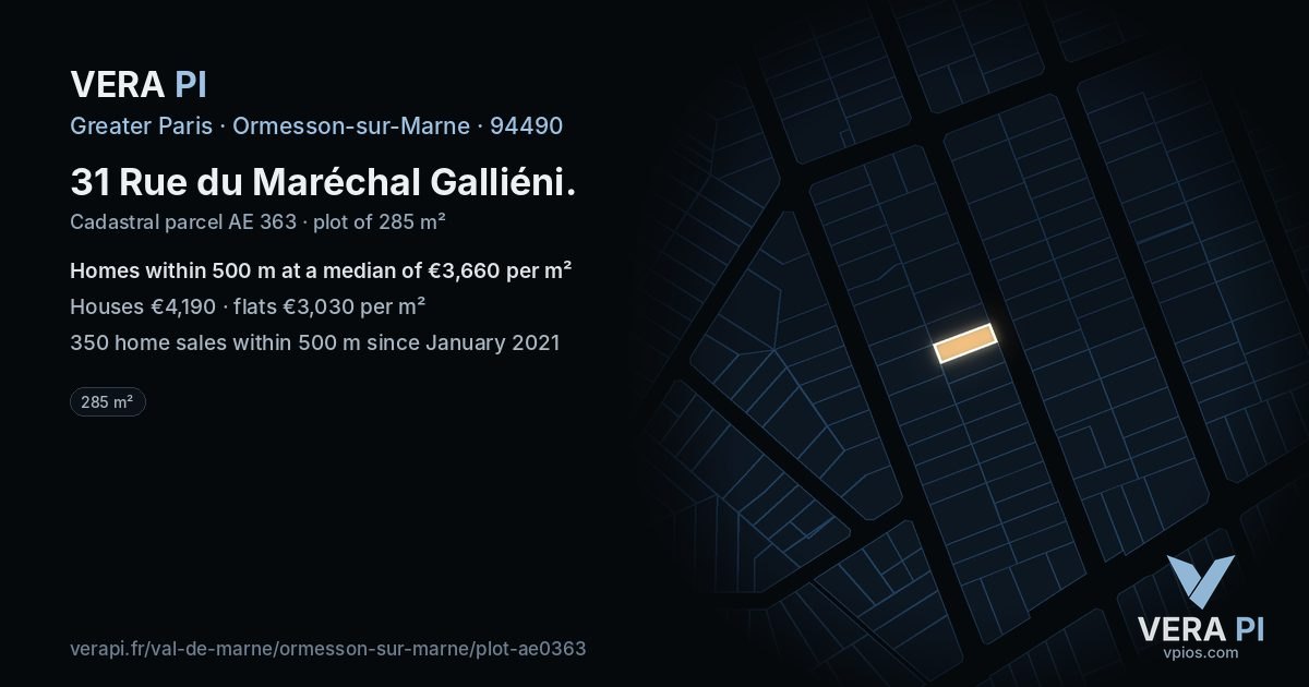 31 Rue du Maréchal Galliéni, Ormesson-sur-Marne at night – the plot lit, the parcels around coloured by the prices near them