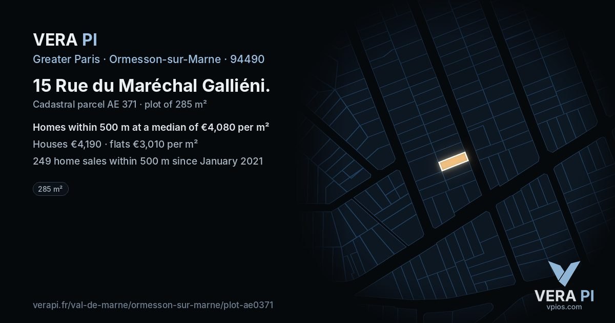 15 Rue du Maréchal Galliéni, Ormesson-sur-Marne at night – the plot lit, the parcels around coloured by the prices near them