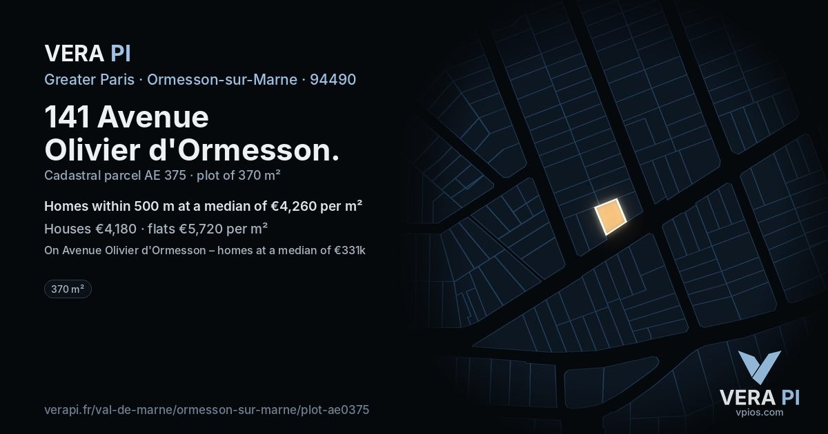 141 Avenue Olivier d'Ormesson, Ormesson-sur-Marne at night – the plot lit, the parcels around coloured by the prices near them
