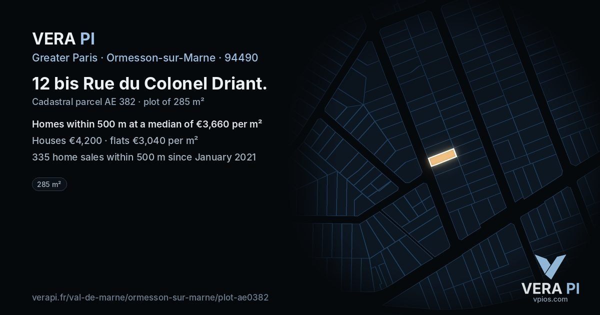 12 bis Rue du Colonel Driant, Ormesson-sur-Marne at night – the plot lit, the parcels around coloured by the prices near them