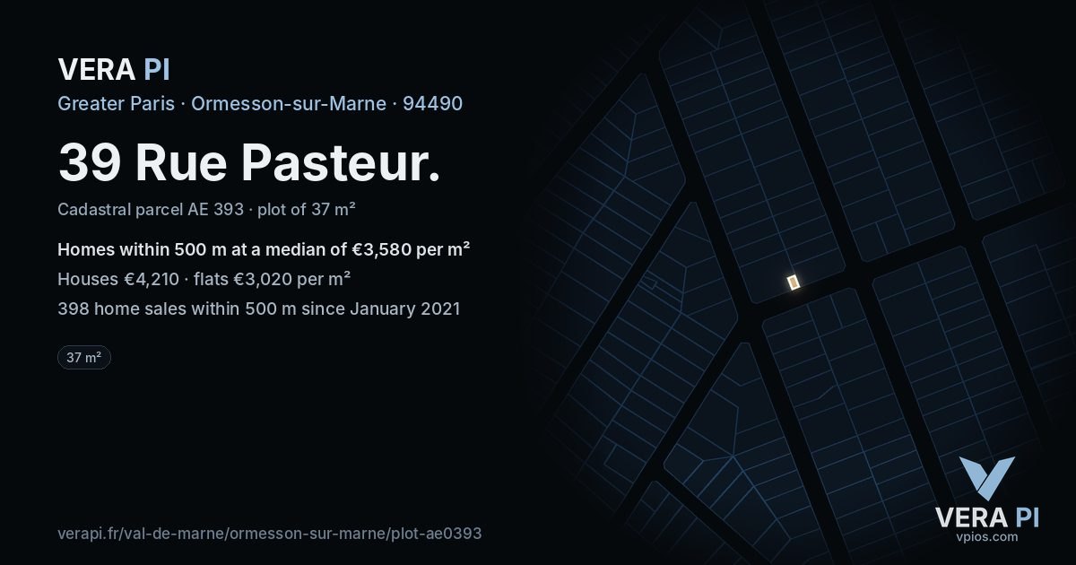 39 Rue Pasteur, Ormesson-sur-Marne at night – the plot lit, the parcels around coloured by the prices near them