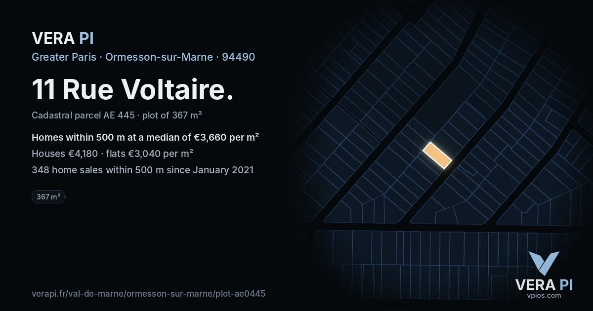 11 Rue Voltaire, Ormesson-sur-Marne at night – the plot lit, the parcels around coloured by the prices near them