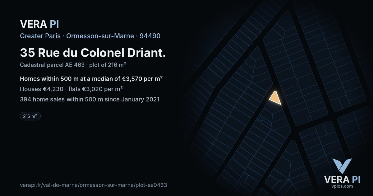 35 Rue du Colonel Driant, Ormesson-sur-Marne at night – the plot lit, the parcels around coloured by the prices near them