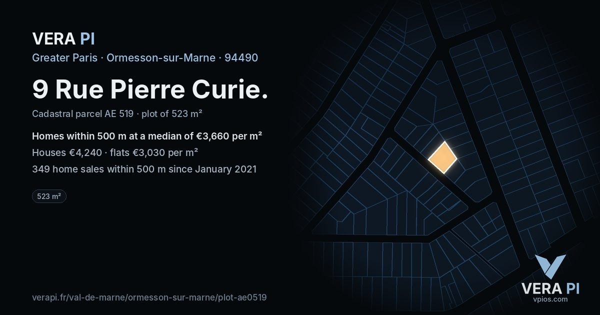 9 Rue Pierre Curie, Ormesson-sur-Marne at night – the plot lit, the parcels around coloured by the prices near them