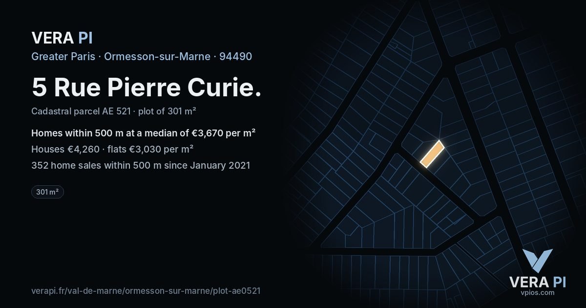 5 Rue Pierre Curie, Ormesson-sur-Marne at night – the plot lit, the parcels around coloured by the prices near them