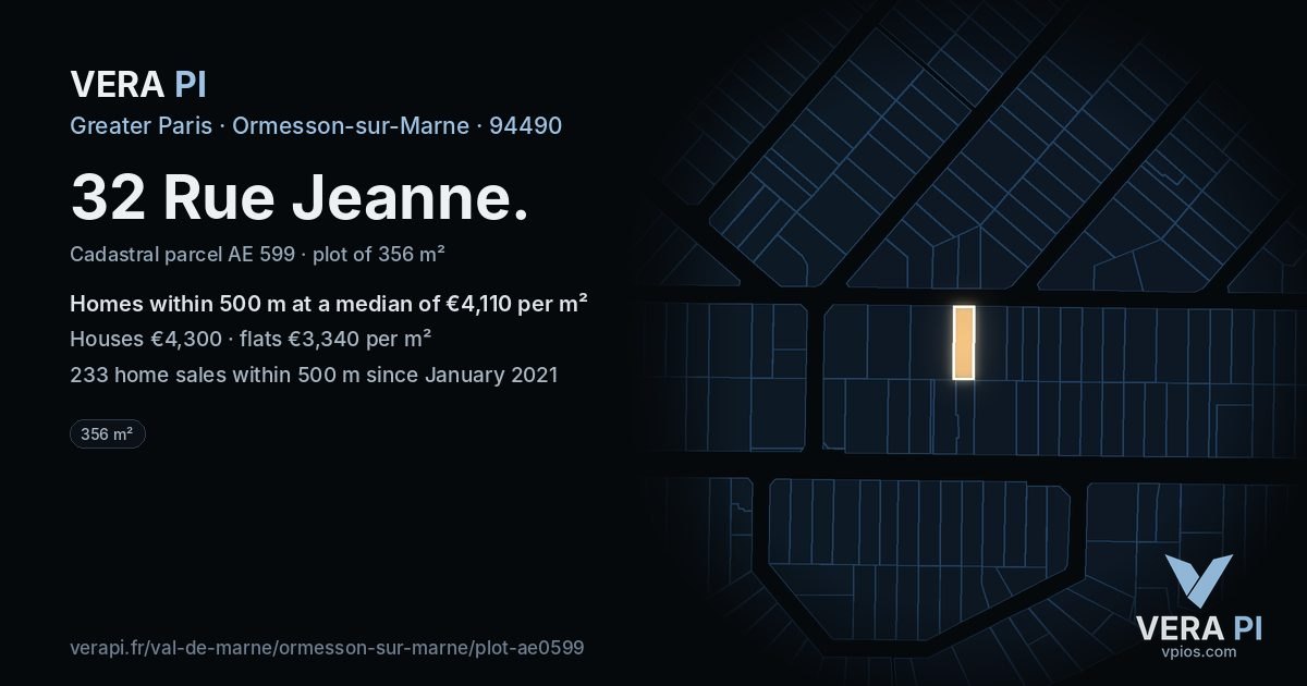 32 Rue Jeanne, Ormesson-sur-Marne at night – the plot lit, the parcels around coloured by the prices near them