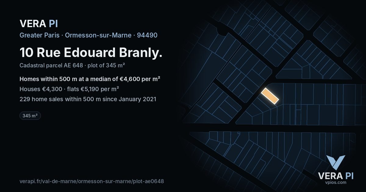 10 Rue Edouard Branly, Ormesson-sur-Marne at night – the plot lit, the parcels around coloured by the prices near them