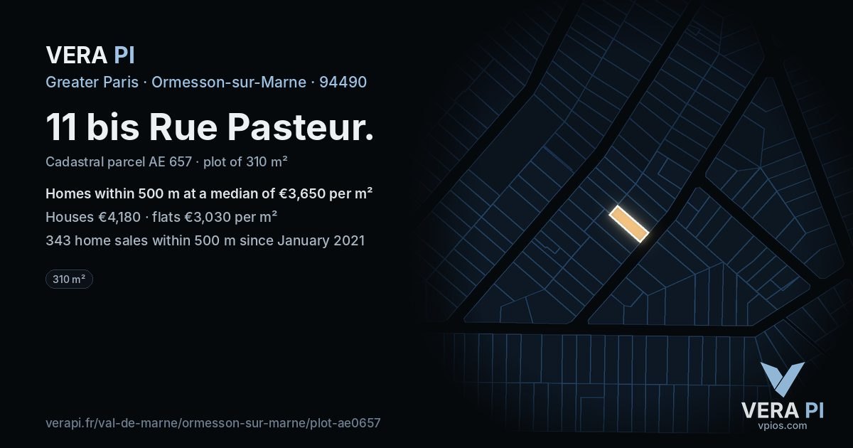 11 bis Rue Pasteur, Ormesson-sur-Marne at night – the plot lit, the parcels around coloured by the prices near them