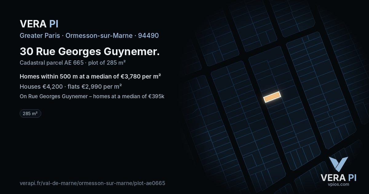 30 Rue Georges Guynemer, Ormesson-sur-Marne at night – the plot lit, the parcels around coloured by the prices near them