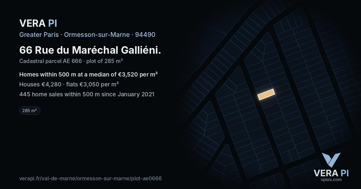 66 Rue du Maréchal Galliéni, Ormesson-sur-Marne at night – the plot lit, the parcels around coloured by the prices near them