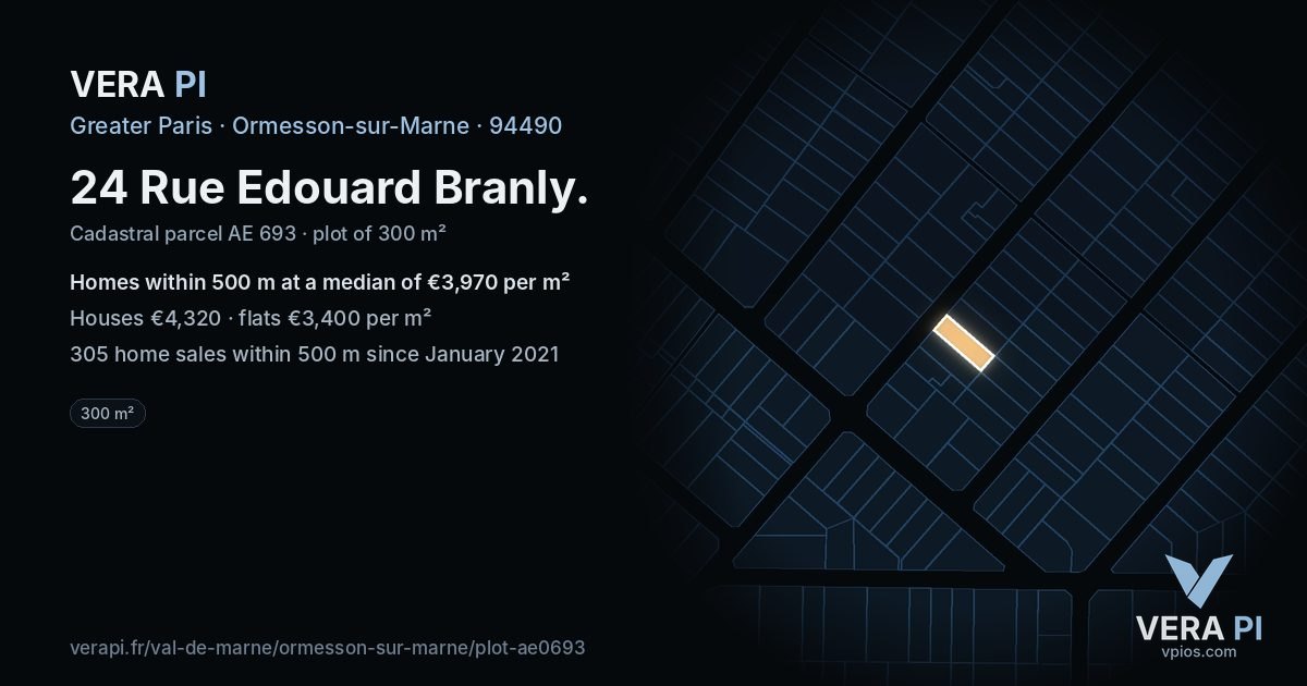 24 Rue Edouard Branly, Ormesson-sur-Marne at night – the plot lit, the parcels around coloured by the prices near them