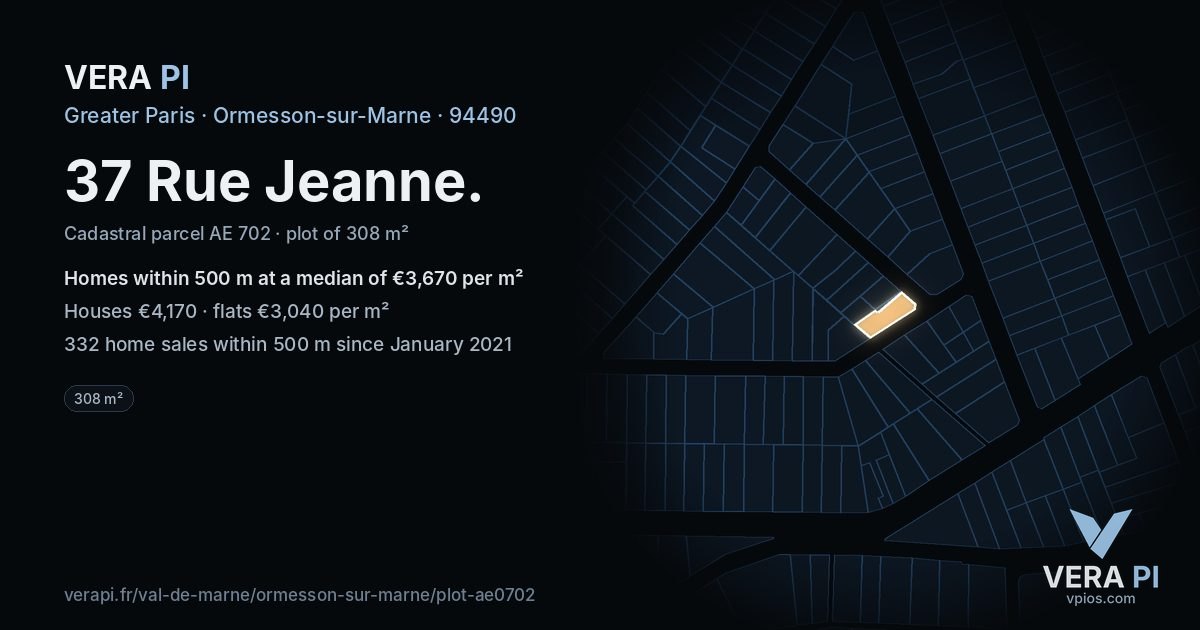 37 Rue Jeanne, Ormesson-sur-Marne at night – the plot lit, the parcels around coloured by the prices near them