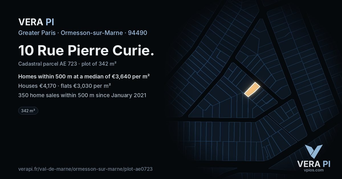 10 Rue Pierre Curie, Ormesson-sur-Marne at night – the plot lit, the parcels around coloured by the prices near them
