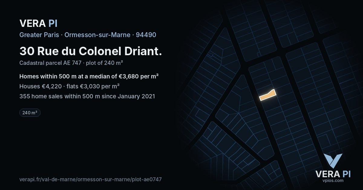 30 Rue du Colonel Driant, Ormesson-sur-Marne at night – the plot lit, the parcels around coloured by the prices near them
