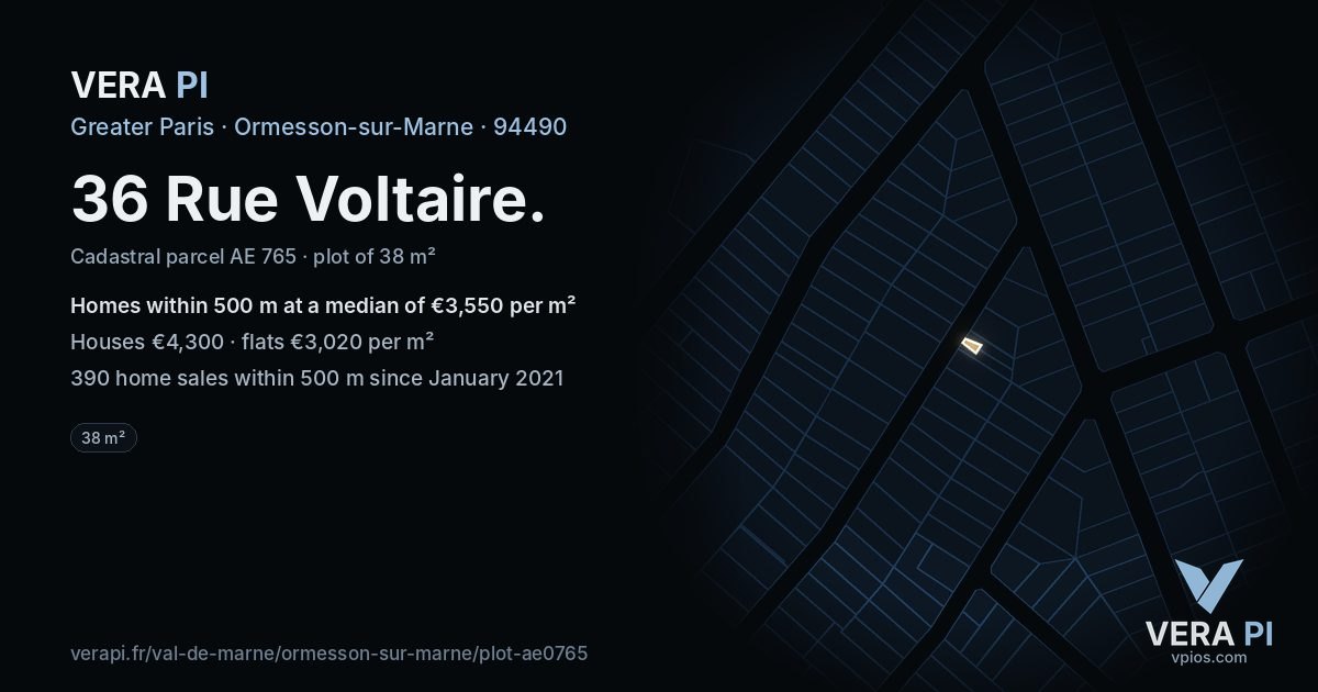 36 Rue Voltaire, Ormesson-sur-Marne at night – the plot lit, the parcels around coloured by the prices near them