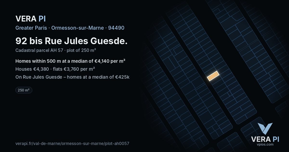 92 bis Rue Jules Guesde, Ormesson-sur-Marne at night – the plot lit, the parcels around coloured by the prices near them