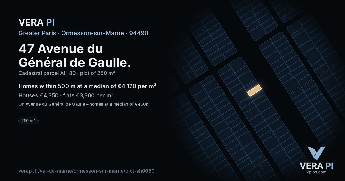 47 Avenue du Général de Gaulle, Ormesson-sur-Marne at night – the plot lit, the parcels around coloured by the prices near them