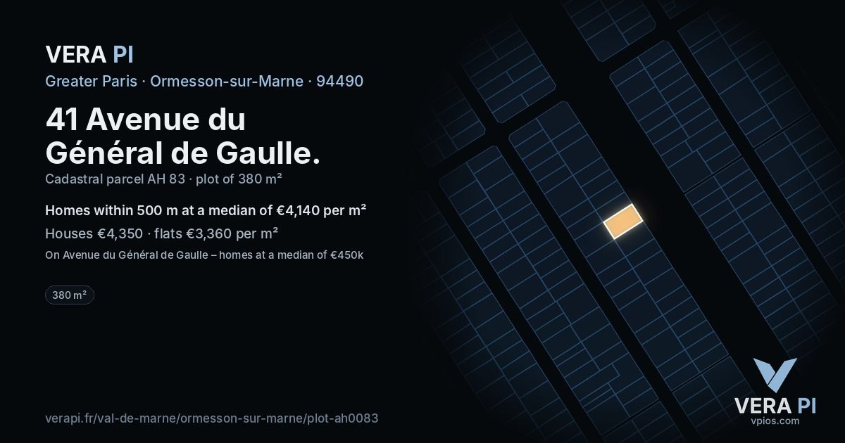 41 Avenue du Général de Gaulle, Ormesson-sur-Marne at night – the plot lit, the parcels around coloured by the prices near them