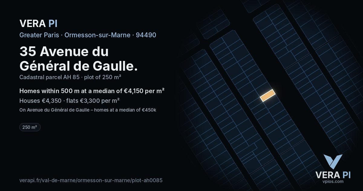 35 Avenue du Général de Gaulle, Ormesson-sur-Marne at night – the plot lit, the parcels around coloured by the prices near them