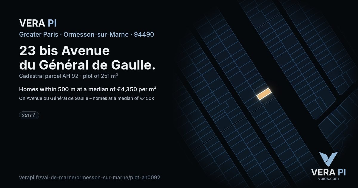 23 bis Avenue du Général de Gaulle, Ormesson-sur-Marne at night – the plot lit, the parcels around coloured by the prices near them
