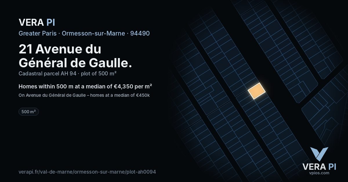 21 Avenue du Général de Gaulle, Ormesson-sur-Marne at night – the plot lit, the parcels around coloured by the prices near them