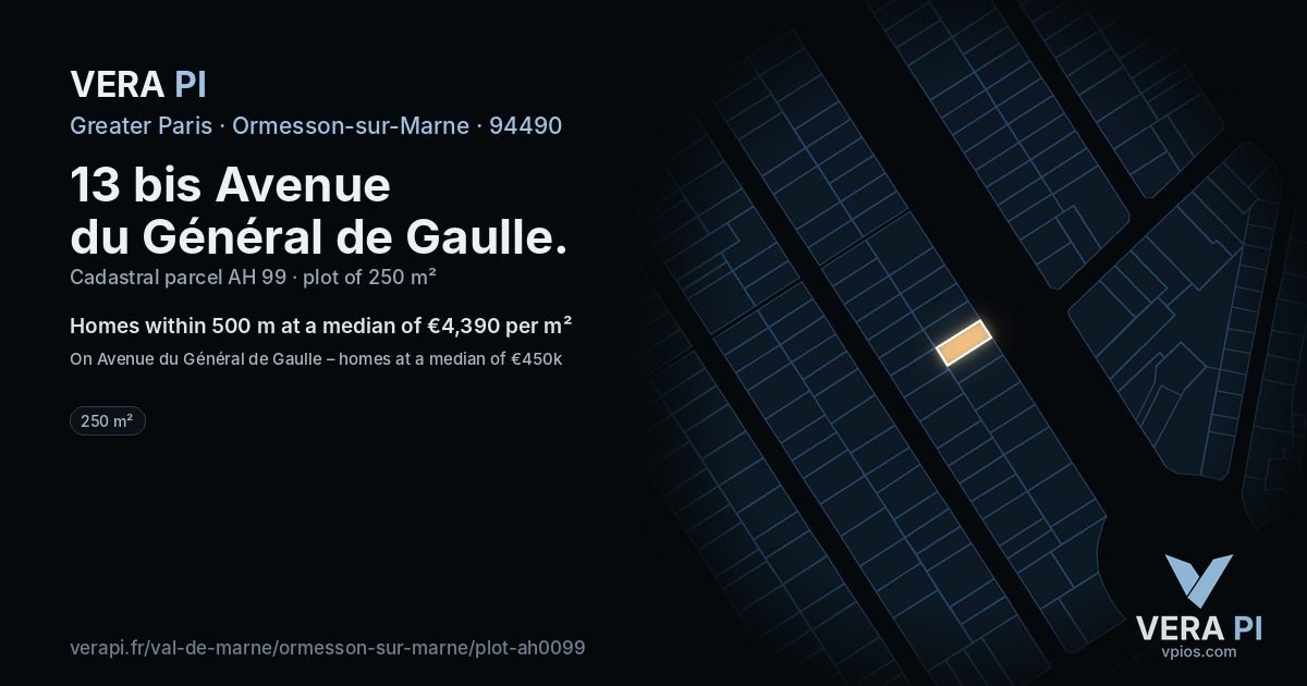 13 bis Avenue du Général de Gaulle, Ormesson-sur-Marne at night – the plot lit, the parcels around coloured by the prices near them