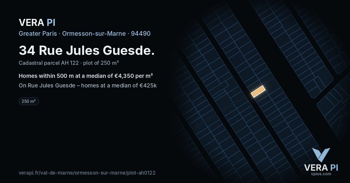 34 Rue Jules Guesde, Ormesson-sur-Marne at night – the plot lit, the parcels around coloured by the prices near them