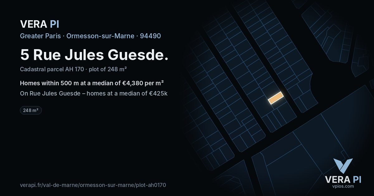 5 Rue Jules Guesde, Ormesson-sur-Marne at night – the plot lit, the parcels around coloured by the prices near them