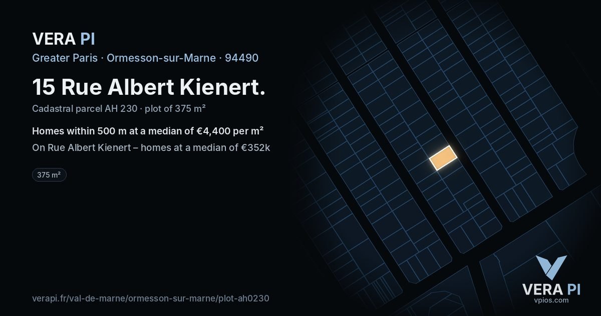 15 Rue Albert Kienert, Ormesson-sur-Marne at night – the plot lit, the parcels around coloured by the prices near them