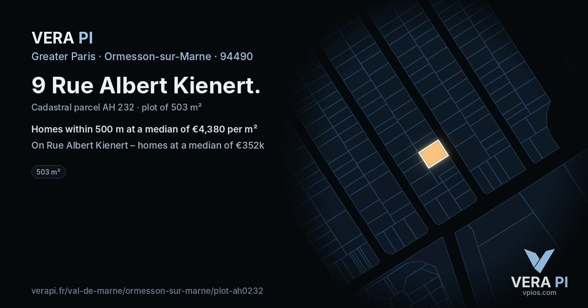 9 Rue Albert Kienert, Ormesson-sur-Marne at night – the plot lit, the parcels around coloured by the prices near them
