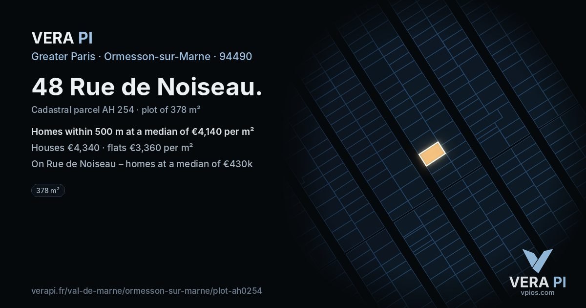 48 Rue de Noiseau, Ormesson-sur-Marne at night – the plot lit, the parcels around coloured by the prices near them